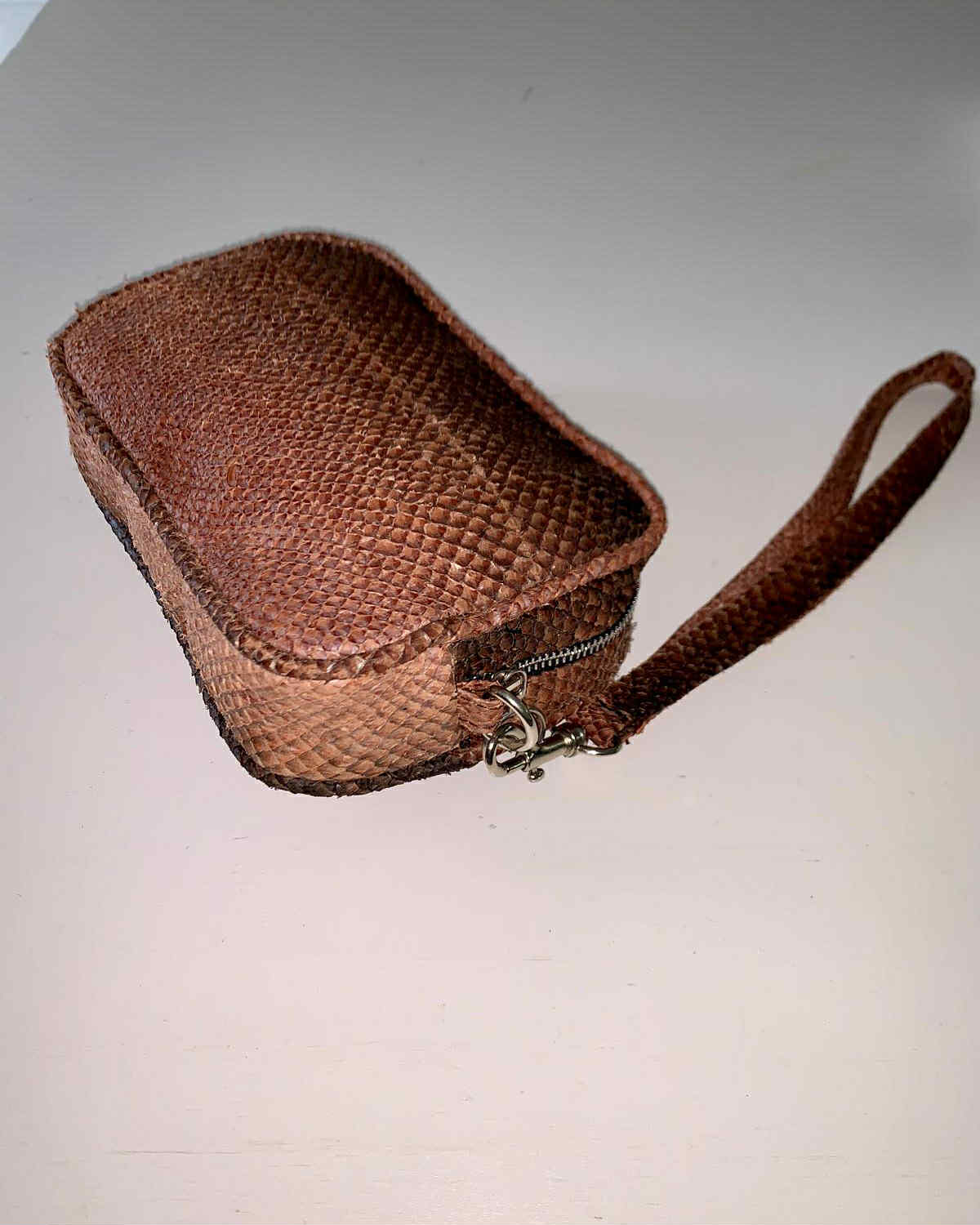 Coming: bag